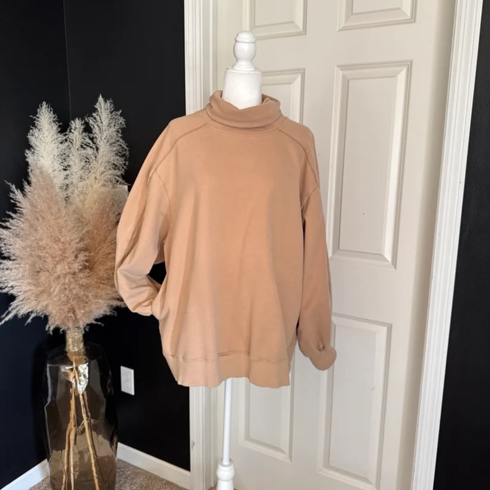 Nap Lounge Boxy Turtleneck Sweatshirt Camel Tan Cowl Neck Oversized Baggy
Sz XL - Picture 6 of 12